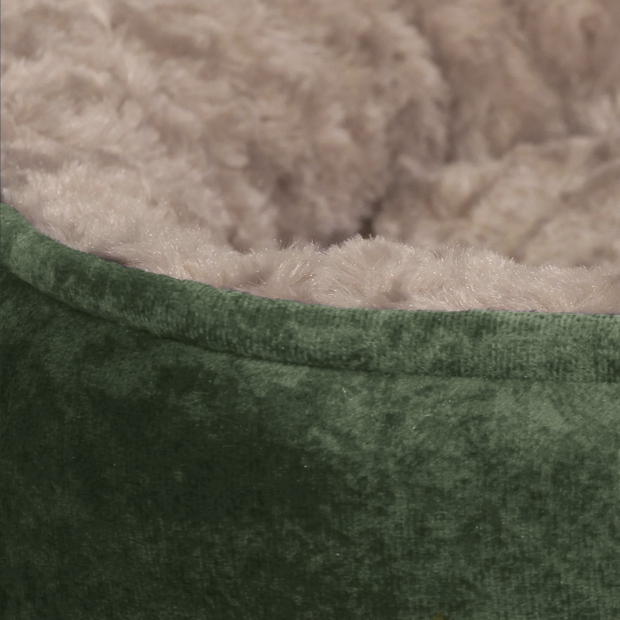 cama-gato-pistacho-2_54024478-cf74-4855-b15e-10e32e45c8c3.jpg